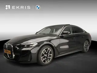 BMW 4 Serie Gran Coupé 430i | LED | Leder | Navigatie | Schuifdak | Sportstoelen | Stoelverwarming |