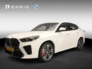 BMW X2 sDrive20i | M-Sportpakket | LED | Leder | Navigatie | Sportstoelen | Elektr. zetels | Keyles 