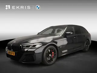 BMW 5 Serie Touring 540i xDrive | M-Sportpakket | LED | Navigatie | Schuifdak | Sportstoelen | Stoel