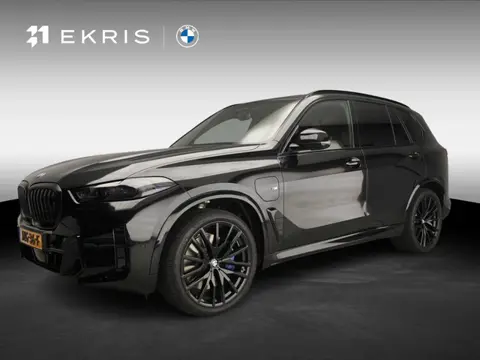 BMW X5 xDrive50e | M-Sportpakket | LED | Leder | HUD | Active cruise | Trekhaak | Schuifdak | Comfor