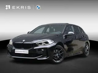 BMW 1 Serie 5-deurs 118i | High Executive | M Sportpakket | Panodak | Head-Up | Harman Kardon | Elek