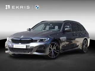 BMW 3 Serie Touring 330e | High Executive | M Sportpakket | Laserlight | Getint Glas | Verwarmbare V