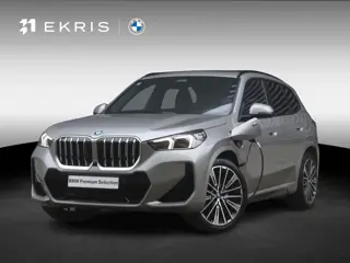 BMW X1 xDrive30e | M Sportpakket | Panodak | Head-Up | Driving Assistant Plus | Comfort acces| Parki
