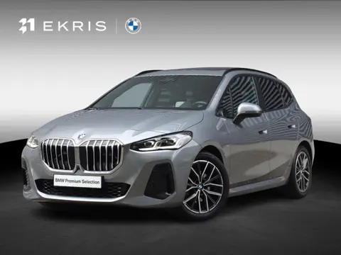 BMW 2 Serie Active Tourer 220i | M Sportpakket | Panodak | Trekhaak | Head-Up | Harman Kardon | Comf
