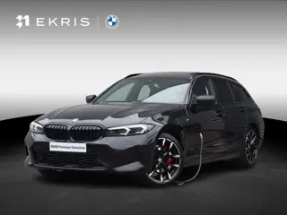 BMW 3-serie Touring 330e | M Sportpakket Pro | Panodak | Trekhaak | Harman Kardon | Parking Assistan