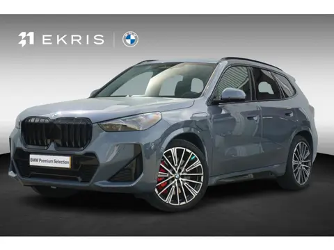 BMW X1 xDrive25e M Sportpakket Pro 20'' / Panoramadak / Harman Kardon / Elektrisch verstelbare stoel