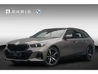 BMW 5 serie Touring 550e xDrive M Sportpakket Pro | Panoramadak | Bowers & Wilkins | Trekhaak | Comf