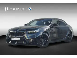 BMW 5-serie M5 Sedan | M Driver's Pack / Driving Assistant Professional / Parking Assistant Professi