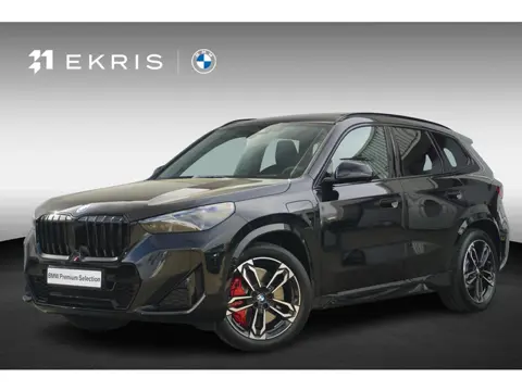 BMW X1 xDrive25e | M Sportpakket Pro | Trekhaak | Schuif-kanteldak | Head-up | Harman Kardon | Rondo