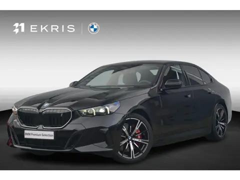 BMW i5 eDrive40 M Sportpakket Pro 20'' / Panoramadak / Stoelventilatie / Bowers & Wilkins / Trekhaak