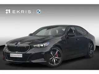 BMW i5 eDrive40 M Sportpakket Pro 20'' / Panoramadak / Stoelventilatie / Bowers & Wilkins / Trekhaak