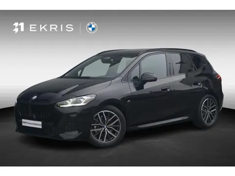 BMW 2 Serie Active Tourer 218i M Sport | Trekhaak / Panoramadak / Driving Assistant / Comfort Access