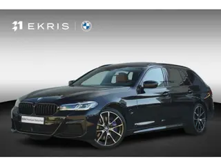 BMW 5 Serie Touring 540i xDrive M Sportpakket 20'' / Panoramadak / Active Steering / Head-Up Display