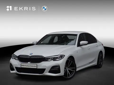 BMW 3 Serie 318i Model M Sport | Comfort Access | Driving Assistant | HiFi System | Trekhaak met ele
