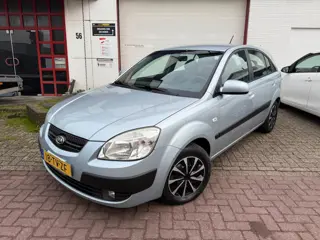 Kia Rio 1.4 LXE| NIEUW APK|AIRCO|AUTOMAAT|NETTE AUTO|TREKHAAK|SENSOREN|