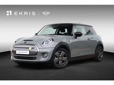 MINI Electric Essential 33 kWh Navigatie / cruise control / Sportstoelen / Led Pakket / DAB