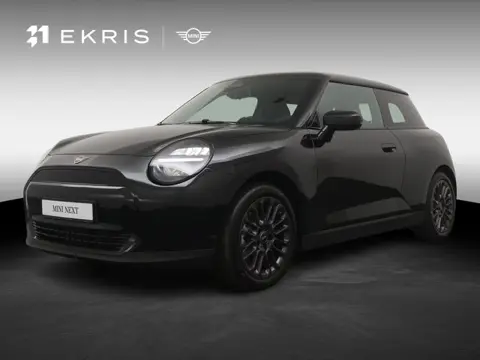 MINI 3-deurs Cooper E Blackyard | Pakket XS | Head-up display | Stoelverwarming | Apple Carplay