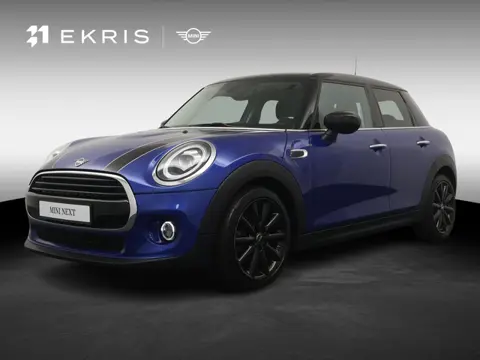 MINI 5-deurs Cooper | Chili | Cruise Control | LED | PDC | Navigatiesysteem | Lentevoordeel
