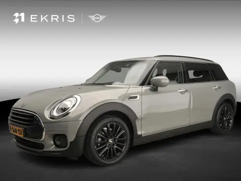 MINI Clubman One Trekhaak / LED / Getint glas / Climate / PDC / Cruise / Alu wielen 17 inch