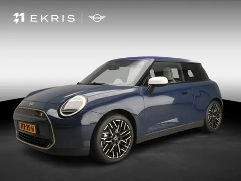 MINI 3-deurs Cooper SE Pakket M / Panoramadak / JCW Sportstoelen / Getint glas / LED / Head-up / Alu