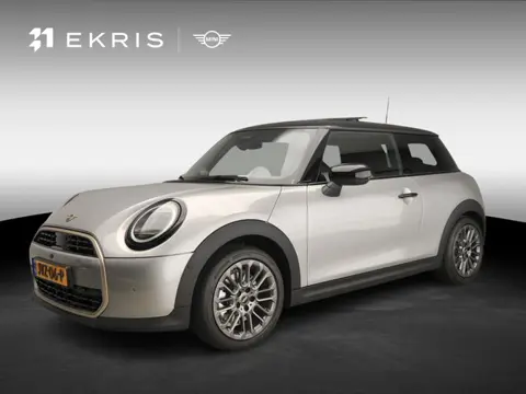MINI 3-deurs Cooper C Automaat / Panoramadak / JCW Sportstoelen / Harman-Kardon / Head-up / Alu wiel
