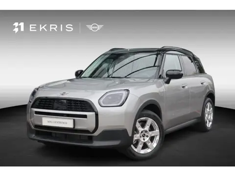 MINI Countryman C | Classic Trim + Package M