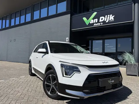 Kia Niro 1.6 GDi Hybrid Navi Camera Trekhaak (bj 2023)
