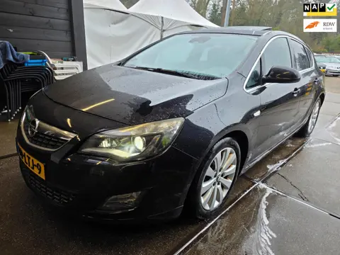 Opel Astra 1.6 Turbo Sport XENON/leer/DAK