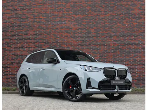 BMW X3 30e xDrive | Pano - Trekhaak - HUD (bj 2025)