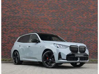 BMW X3 30e xDrive | Pano - Trekhaak - HUD (bj 2025)