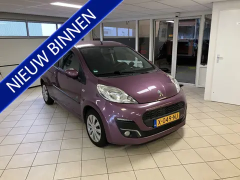 Peugeot 107 1.0 12V ENVY | Airco | LED | Paars Metallic