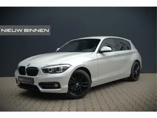 BMW 1-serie 118i Sport Line Edition | Stoelverwarming | Cruise Control | Parkeersensoren | Navigatie