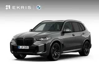BMW X5 xDrive50e | M Sportpakket Pro | Panoramadak | Trekhaak | Harman Kardon | Soft-close | Iconic 