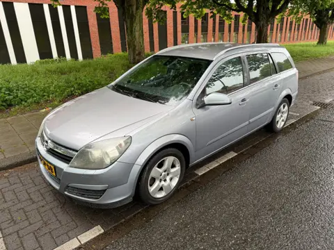 Opel Astra Wagon 1.6 Executive met nieuwe apk