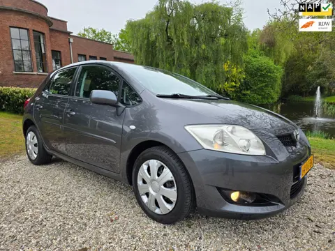 Toyota Auris 1.4-16V Sol 5-deurs AIRCO