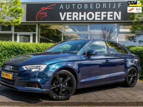 Audi A3 Limousine 1.4 TFSI CoD - ORG NL - CLIMATE CONTR - PARK SENSOREN - BOEKEN 2 SLEUTELS !