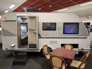 Knaus Sport 420 QD VASTBED NIEUW OVERJARIG