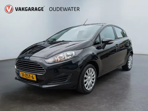 Ford Fiesta 1.0 Champion * Trekhaak * Nieuwe Distributie *