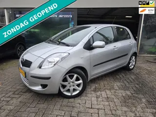 Toyota Yaris 1.3 VVTi Sol MMT | AUTOMAAT | 12MND GARANTIE | AIRCO | ELEC RAMEN | LMV |