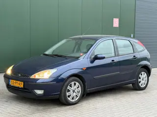 Ford Focus 1.6-16V Futura