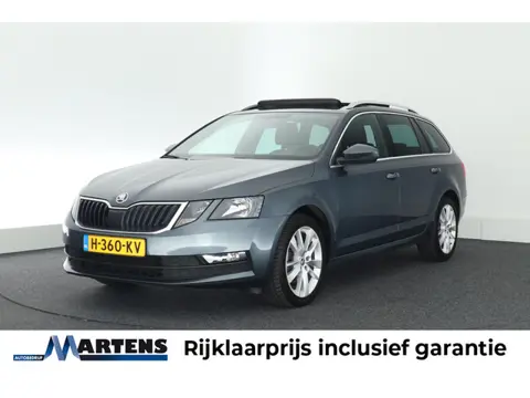 Skoda Octavia Combi 1.5 TSI 150pk DSG Sport Business Panoramadak Stoelverwarming Navigatie