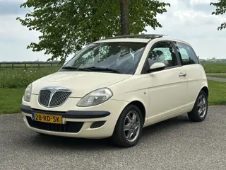 Lancia Ypsilon 1.4-16V Argento NAP * INCL Garantie