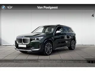 BMW iX1 xDrive30 X-Line / 20''/ Glazen Schuifdak / Harman Kardon Audio / Harman Kardon Audio /