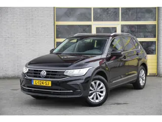 Volkswagen Tiguan 1.5 TSI 150PK! Automaat Life Business BJ2021 Lmv 17" | Led V+A | Pdc | Navi | Pano