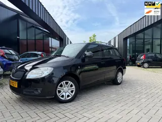 Skoda Fabia Combi 1.4-16V Ambition Airco Cruise Nwe APK NL Auto NAP