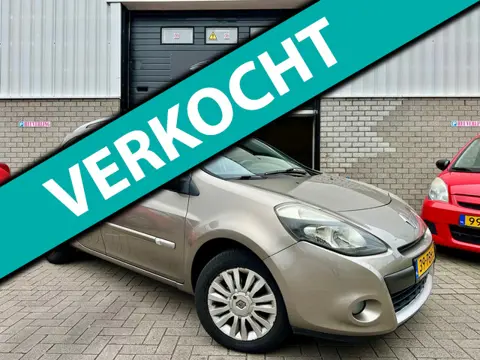Renault Clio Estate 1.2-16V Collection | Cruise | Airco | APK