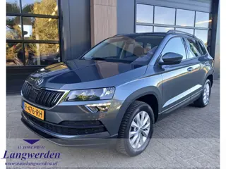 Škoda Karoq 1.0 TSI Style / trekhaak / apple carplay / android auto / camera