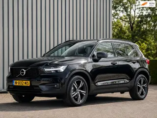 Volvo XC40 2.0 B4 Inscription / Trekh / BLIS / ACC