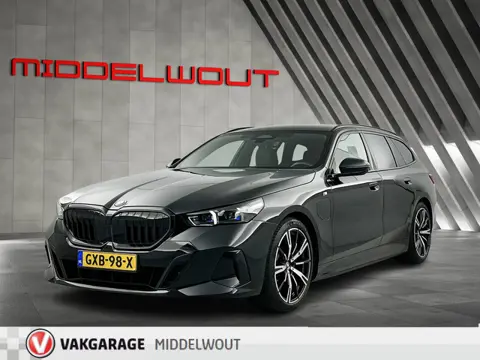 BMW 5 Serie Touring 530e M-Sport Shadow Line Pano-dak/20'LMV/Elek.Trekhaak