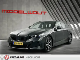 BMW 5 Serie Touring 530e M-Sport Shadow Line Pano-dak/20'LMV/Elek.Trekhaak